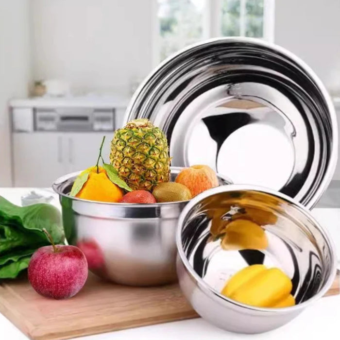 5-piece Stainless Steel Salad Basins with Lids — 2L+ Mixing & Baking Bowls (Silver)