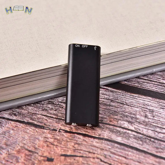 Ultra-slim Mini Voice Recorder — 4/8/16/32GB, One-button WAV/MP3 Player