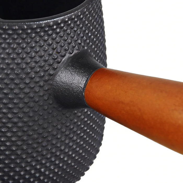 600ml Cast Iron Teapot with Wooden Handle — Stove-Top Brewing Kettle